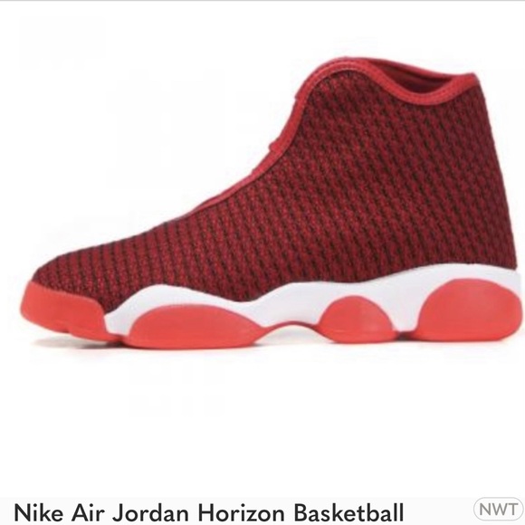 Jorden Horizon Red Sneakers- UNISEX - Picture 6 of 10